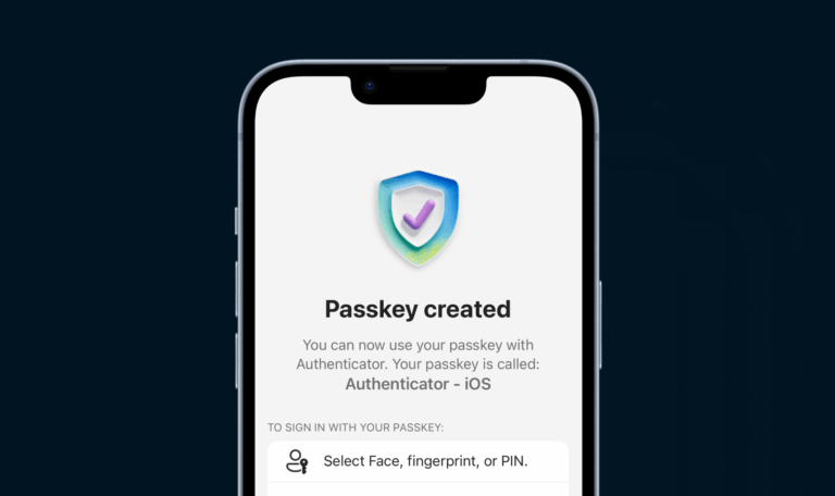 iPhonen näyttökuva, jossa Microsoft Authenticator vahvistaa passkeyn luonnin onnistuneen ("Passkey created"). Passkey-artikkelin kansikuvan pienoiskoko.